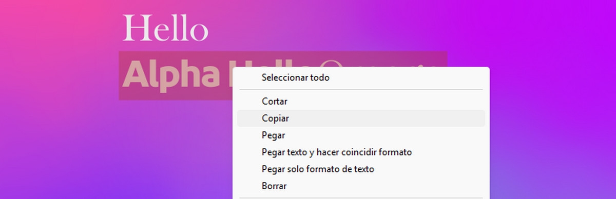 La palabra ALPHA está seleccionada en una capa de texto y el menú contextual está abierto. En el menú contextual, se selecciona la opción Pegar.
