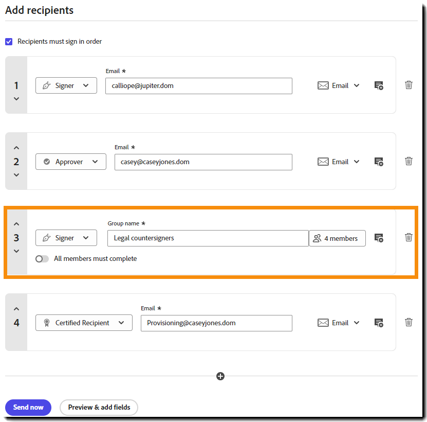 Ejemplo de lista de destinatarios con un grupo de destinatarios resaltado